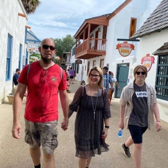 Meet your Posher, Christopher - Picture 1 of 1